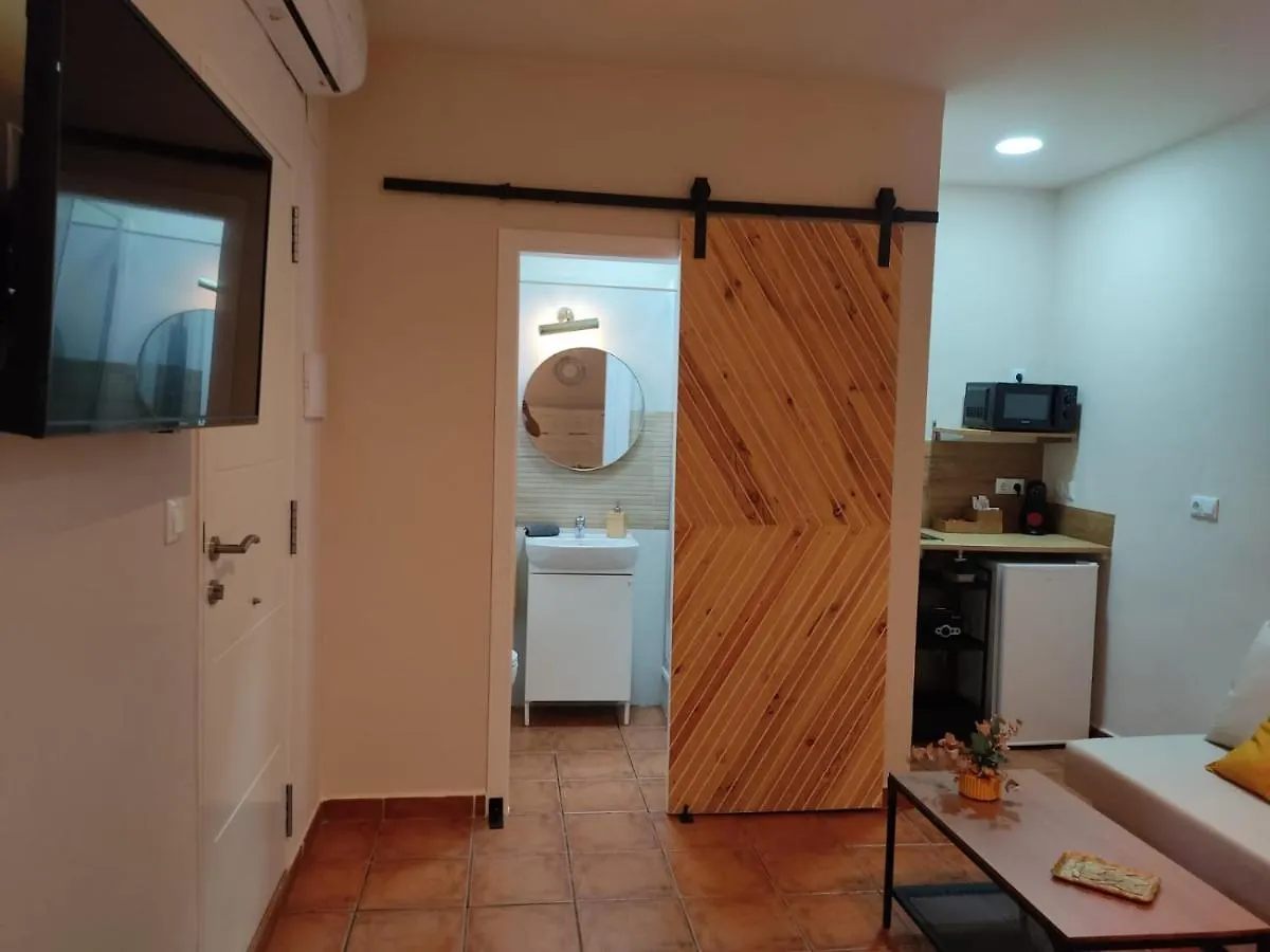 Apartment Alojamiento La Capillita Habitacion Con Bano Sanlucar de Barrameda Spain